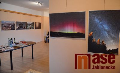 Obrazem: Výstava jabloneckého fotoklubu Balvan na Smržovce