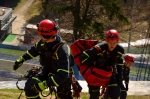 Cvičení krajských hasičů na lanovce k Ještědu
