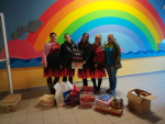 Smržovské hasičky předaly dárky dětem v jablonecké nemocnici