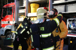Zásah hasičů v Hamru na Jezeře, kde v jedné firmě došlo k úniku nebezpečných látek