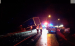 Nehoda kamionu a dalších tří aut u Loužnice