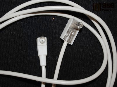 koaxialní kabel k televizi