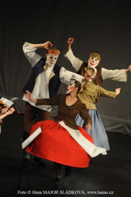 V divadle vystoupí tři folklorní soubory