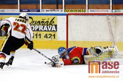 Až gól do prázdné branky potvrdil tři body Vlků