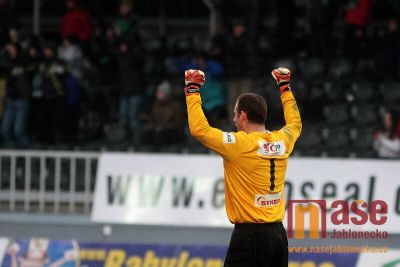 Střelnicí znělo: „ Róóóman Skuhravý“