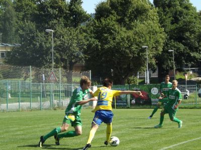 Dorost pokračuje v domácí neporazitelnosti