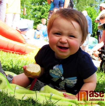 Obrazem: Den dětí s Tadeášovými jesličkami