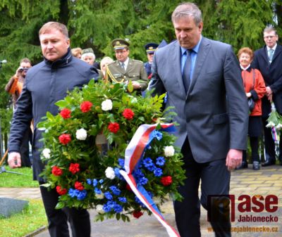 Výročí konce války si v Jablonci připomněli politici i veřejnost