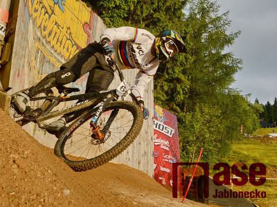 Autor foto:Václav Novotný Obrazem: Trénink a kvalifikace JBC 4X Revelations 2016