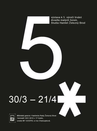 Páté výročí Studia Hamlet bilancuje výstava Pětka s hvězdičkou