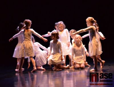 Scénický tanec pohltil nejen děti