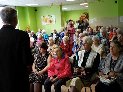 Domov důchodců v Hamrech slaví výročí republiky celý týden