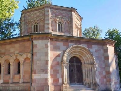Méně známá místa kraje: Harrachovská hrobka v Horní Branné