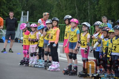 Na Městském stadionu v Tanvaldu závodily děti na inline bruslích