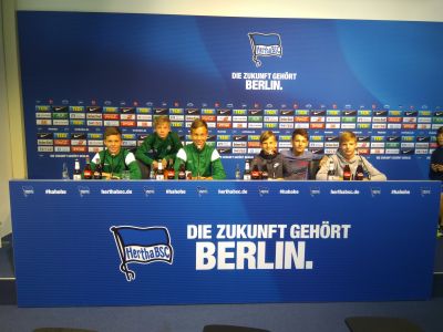 Žáci ZŠ Mozartova a hráči FK Jablonec byli za odměnu v Berlíně