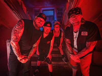 Krucipüsk s Basikovou a přáteli zahraje v tanvaldské hale