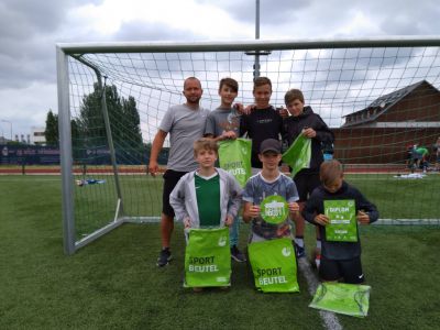 Kluci z Mozartovky zvítězili v soutěži 1:0 für Deutsch a jedou do Berlína