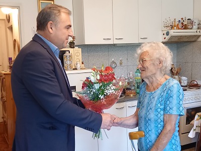 Krásných 101 let oslavila Natálie Sazimová