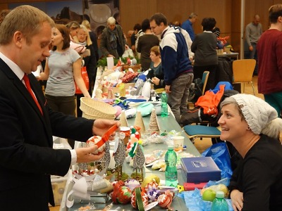 Krajský úřad opět ožil Vánočními trhy klientů sociálních služeb