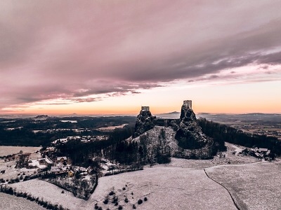 Zima v Českém ráji nabízí lyžování, bruslení i výpravu do jeskyní