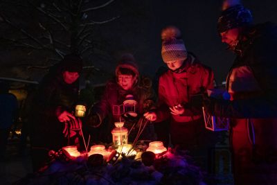 Na Smržovku dorazilo Betlémské světlo