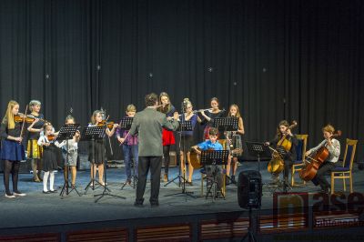 Obrazem: Vánoční koncert ZUŠ Tanvald 2018