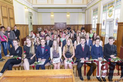 Obrazem: Předávání vysvědčení studentům Gymnázia a OA Tanvald Obrazem: Předávání vysvědčení studentům Gymnázia a OA Tanvald