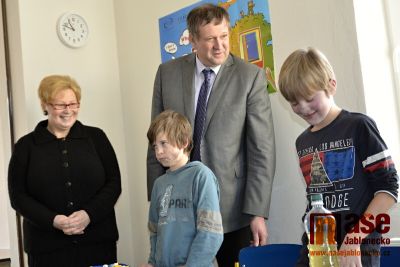 Obrazem: Katolická ZŠ v nové budově