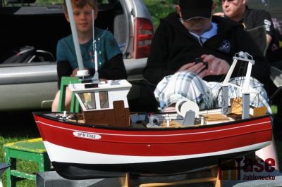 Lodní modeláři budou brázdit Novoveské koupaliště