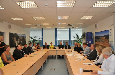 Regionální dohoda má zlepšit provázanost školství se sklářstvím v kraji