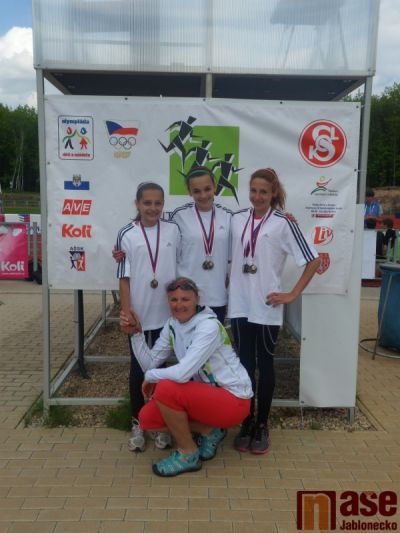 Mladé atletky LIAZu zářily na mítinku v Kolíně