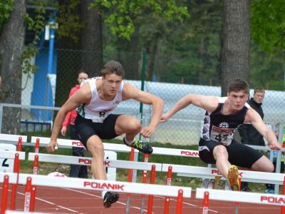 Osm jabloneckých medailí z mládežnického mítinku Youth Athletics