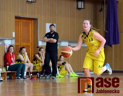 Kadetky se s juniorkami loučily se ctí