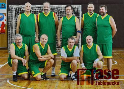 Chirurg Marcel Krsek v čele vítězného týmu Chirurg Marcel Krsek v čele vítězného týmu