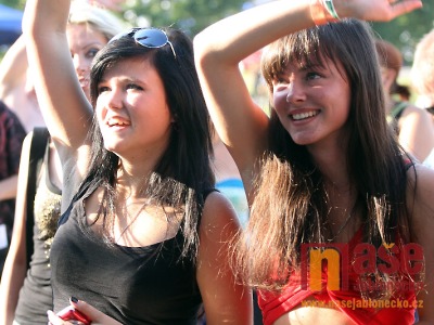 Prázdninové hudební léto na Jablonecku pokračuje i v srpnu