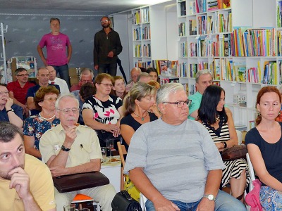 Ve Vladimírově knihkupectví besedovali o okupaci a Pražském jaru