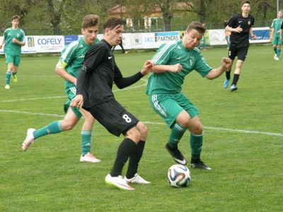 Dorost v Pardubicích dvěma góly zaskočil favorita