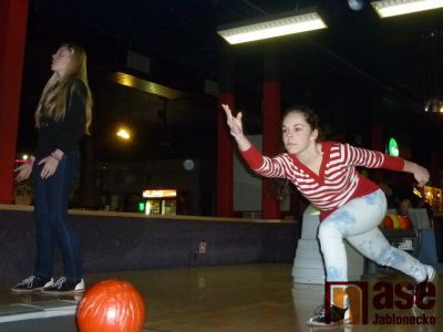 Finále bowlingového přeboru základních škol vyhráli Profesionální amatéři