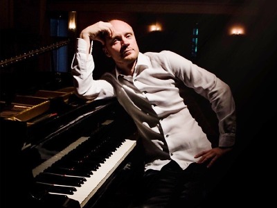 Děti představily Montessori, emotivní byl recitál Budaře