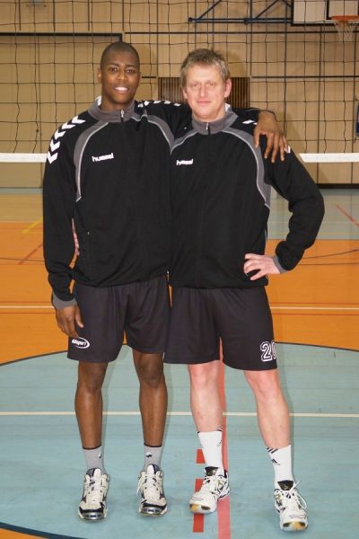 Volejbalisté TJ Bižuterie doma za 4 body