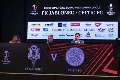 Na Střelnici se sešli novináři s Radou a Hübschmanem