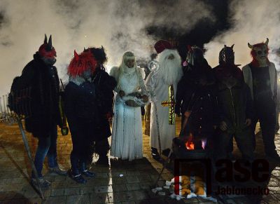 Obrazem: Čertovská show na Sněžence