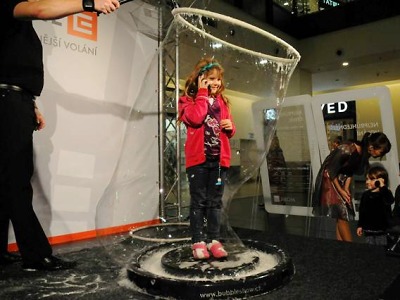 V Liberci chtějí překonat rekord v počtu telefonujících z bubliny