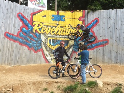 Cyklotoulky zavítaly do Jablonce a okolí