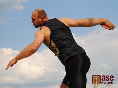 FOTO: Diskaři Hartingovi chybělo 59 cm k překonání rekordu Daňkova memoriálu