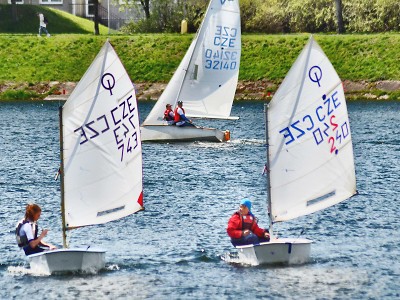 Obrazem: Jachtařské závody O cenu primátora