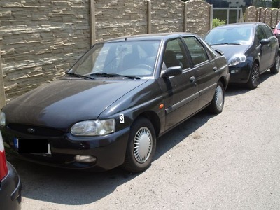 Policie žádá o pomoc svědky menší nehody v jablonecké Roseveltově ulici