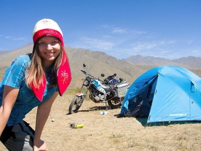 Dominika Gawliczková dojela sama na motorce do Kyrgyzstánu a zpět