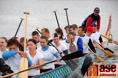 Dragons vyzkoušeli trať na pálavské laguně