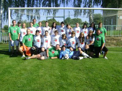  Vítězná premiéra fotbalistek v dresu Baumitu
